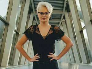 Read more about the article Bielizna pod przezroczystą bluzkę – radzi personal shopperka Monika Jurczyk