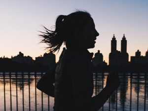 Read more about the article Bieganie z wózkiem – jak zacząć?