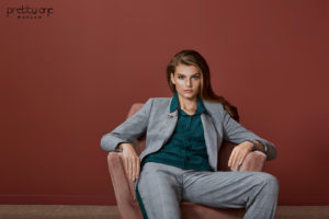 Read more about the article Moda do pracy. Poznaj biurowy dress-code.