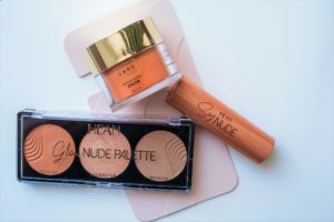 Read more about the article Trendy w manicure z marką LART – jakie paznokcie będą modne jesienią?