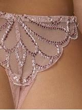 Stringi QUINN