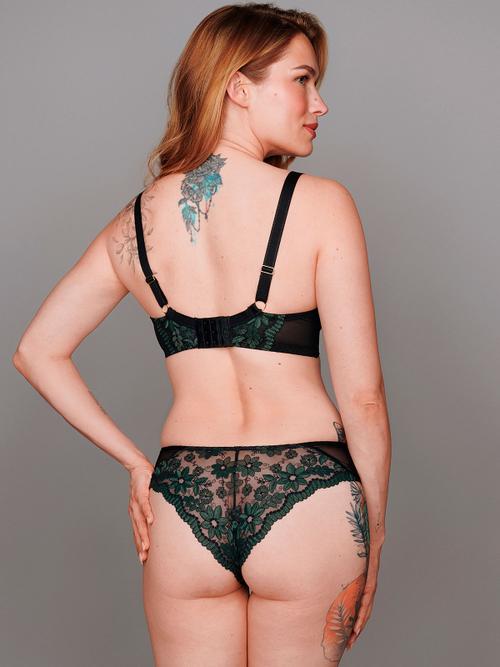 Tanga LORRIE