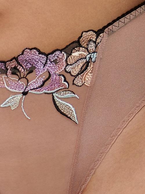 Tanga ELEONORA